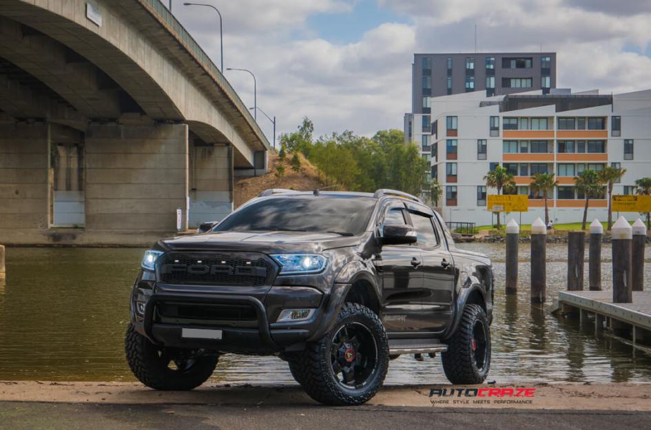 FORD RANGER AB811 SATIN BLACK GLOSS INSERTS